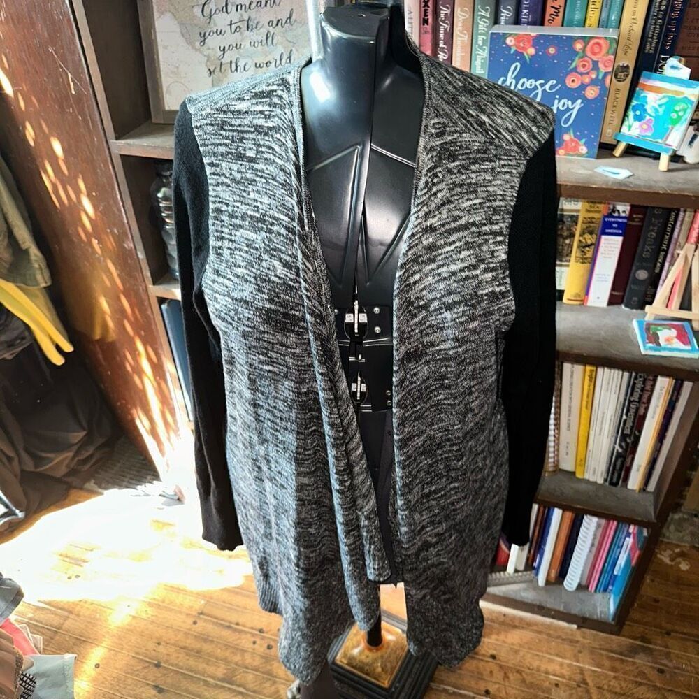 Torrid heathered gray black sleeve asymmetrical drape 2x cardigan
